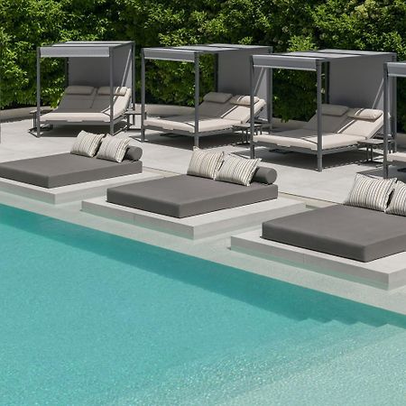 Blazer Suites Hotel Atena Exterior foto