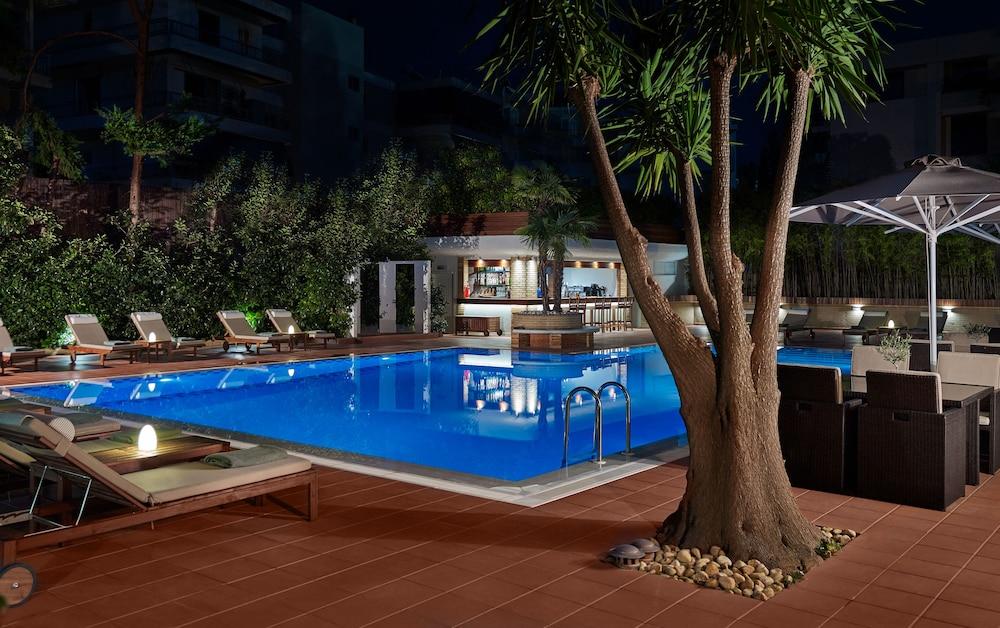Blazer Suites Hotel Atena Exterior foto